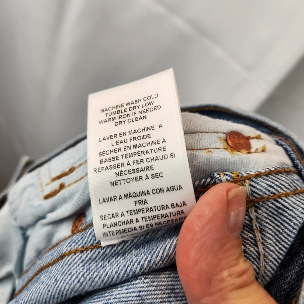Re/done x Levi's high rise loose jeans size 28 BNWT - Picture 14 of 16